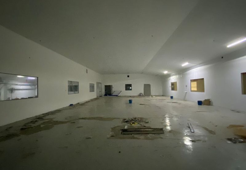 Detached Factory for rent tmn Sri Yaacob 