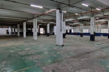 Detached Factory for rent tmn Sri Yaacob 