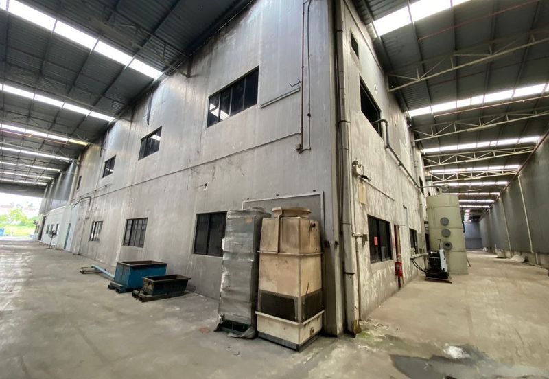 Detached Factory for rent tmn Sri Yaacob 