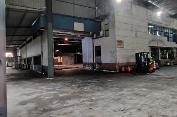 Tmn industri jaya detached factory for rent 