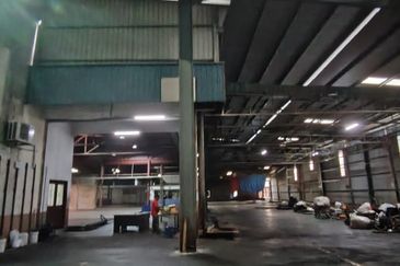 Tmn industri jaya detached factory for rent 