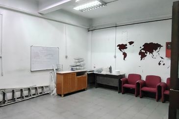 Tmn industri jaya detached factory for rent 