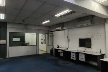 Tmn industri jaya detached factory for rent 