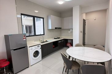 Kings Bay Country Garden @Danga Bay