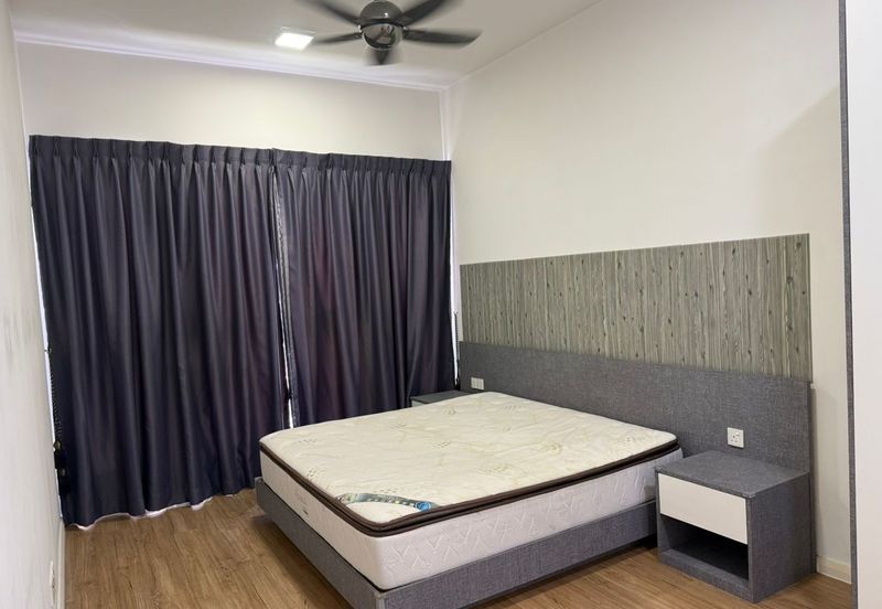 The WaterEdge Residences