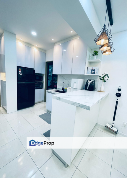 Below Market ID design Almost Fully Furnished with Parking Nearby Mrt, Kuala Lumpur, Kepong