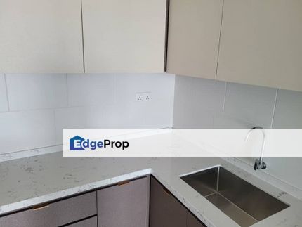 Prime Area Well Kept Partially Furnished 2 Car Park Nearby MRT 2, Kuala Lumpur, Kepong