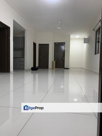 Well Kept 3 bedroom with 2 Parking Partially Furnished , Selangor, Bukit Rahman Putra