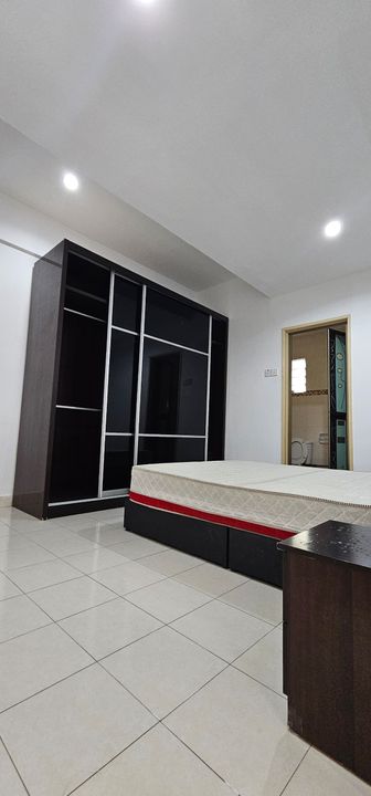 Nearby MRT 2 Well Kept Almost Full Furnished With Parking, Kuala Lumpur, Kepong