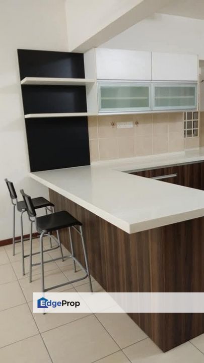 Below Market Value Renovated move in Codition With Parking Naerby Mall, Kuala Lumpur, Bandar Menjalara