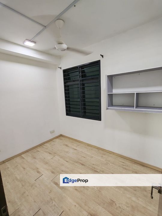 Below Market 100% Loan Renovated Partially Furnished 2 Parking, Kuala Lumpur, Kepong