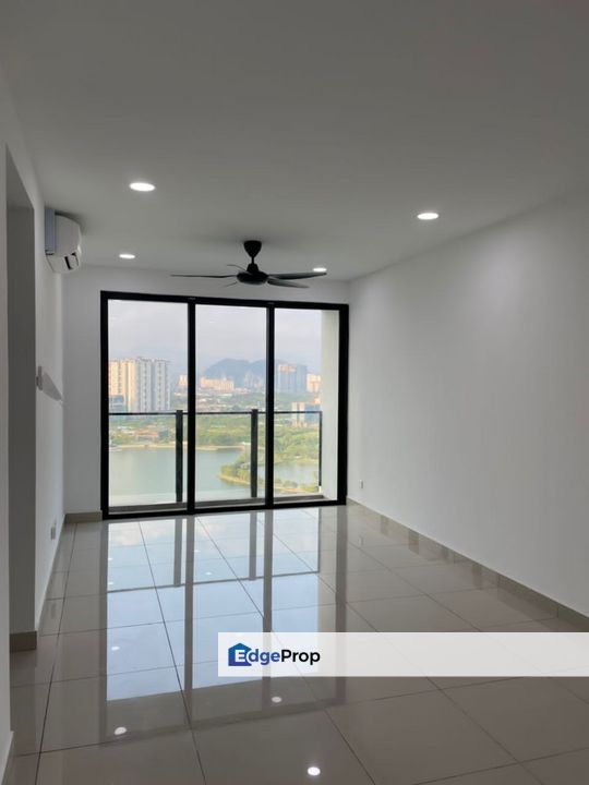 Prime Area Below Market Basic Unit Facing Lake 2 Parking With Aircond , Kuala Lumpur, Kepong