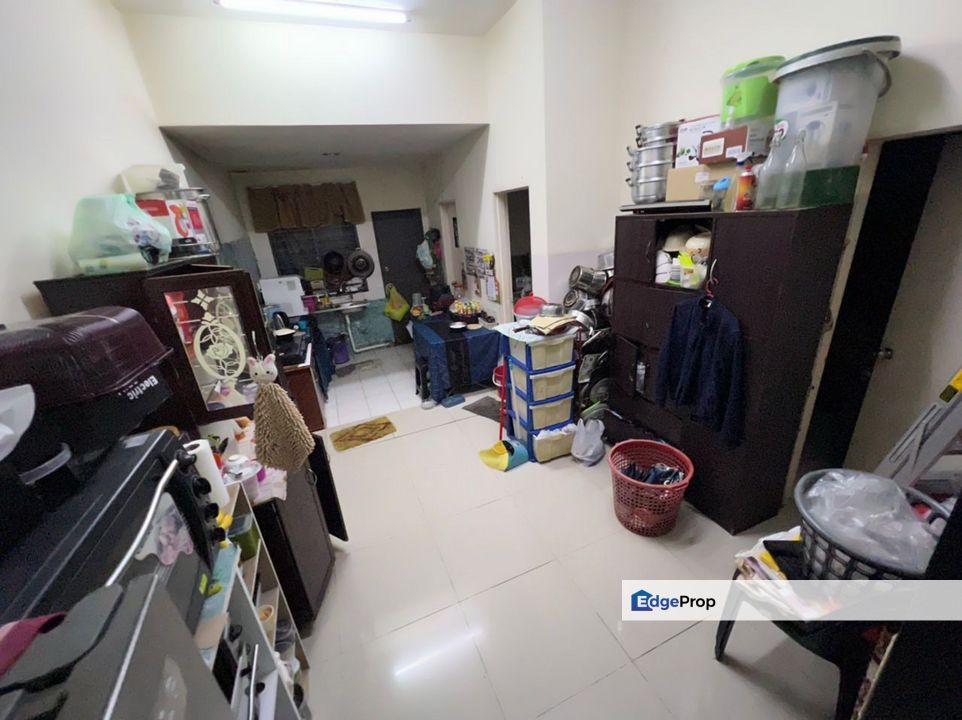 Below Market 100% Loan Basic Unit Nearby Pasar Bank Aeon Mall MRT 2, Kuala Lumpur, Kepong