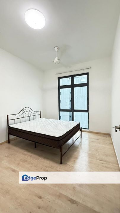 Below Market Well Kept Corner Unit Fully Furnished with 2 Parking, Kuala Lumpur, Kepong