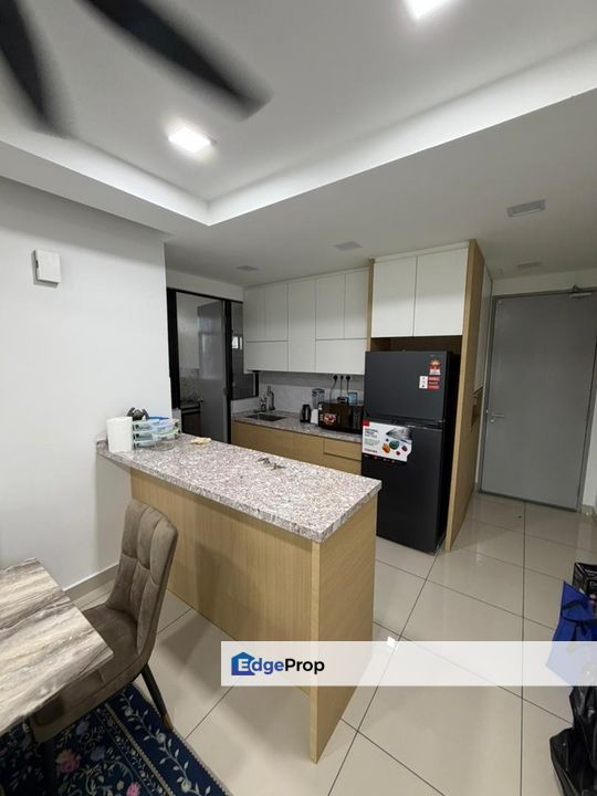 Well Kept Corner Unit Fully Furnished with 2 Parking Facing Lake, Kuala Lumpur, Kepong