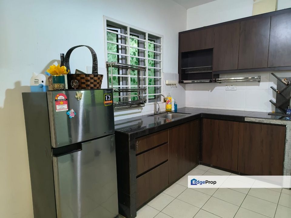 Well Kept Fully Furnished with Parking Nearby MRT, Kuala Lumpur, Kepong