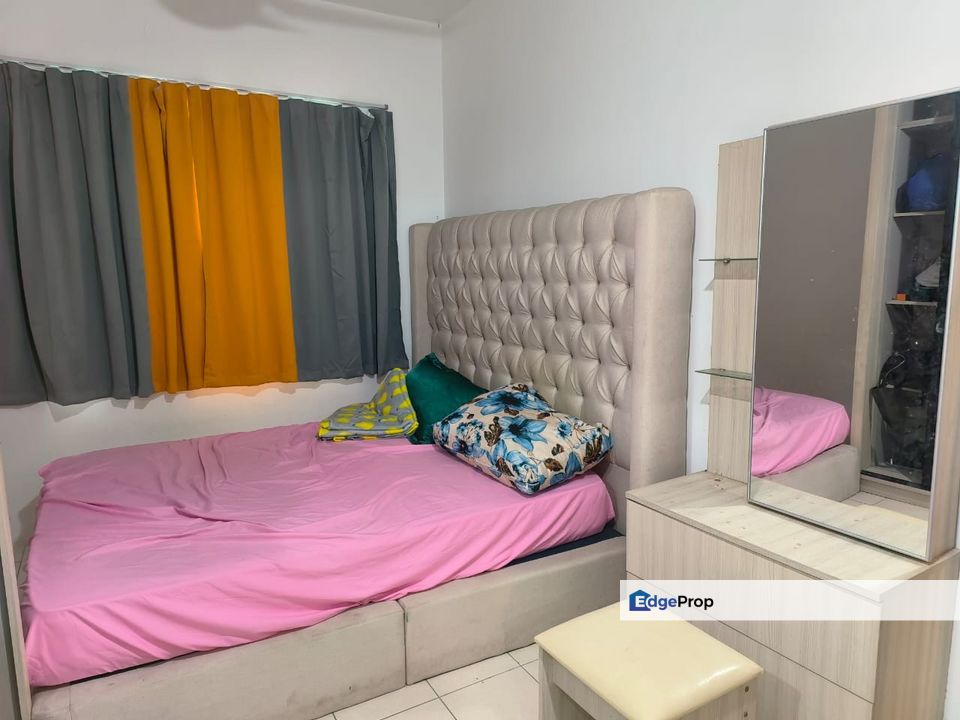 Well Kept Fully Furnished with Parking Nearby MRT, Kuala Lumpur, Kepong
