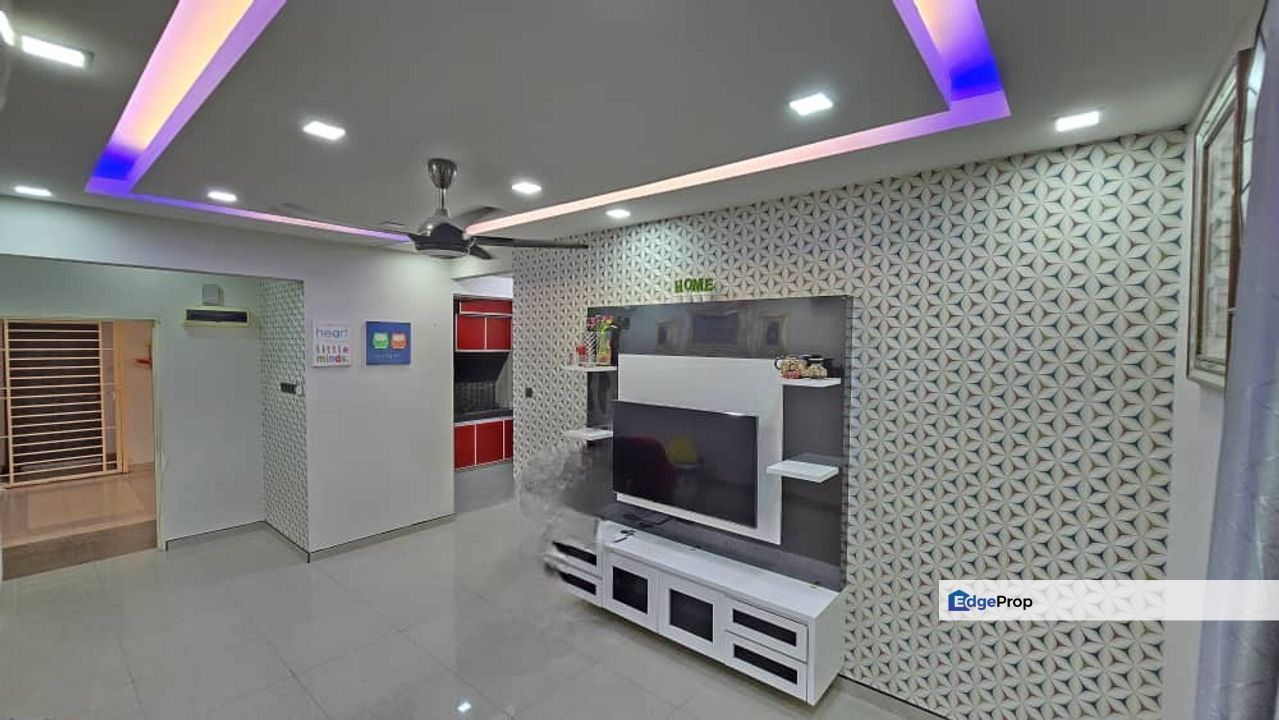 ID Design Full Renovated with Parking Move in Condition, Selangor, Selayang