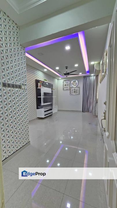 ID Design Full Renovated with Parking Move in Condition, Selangor, Selayang
