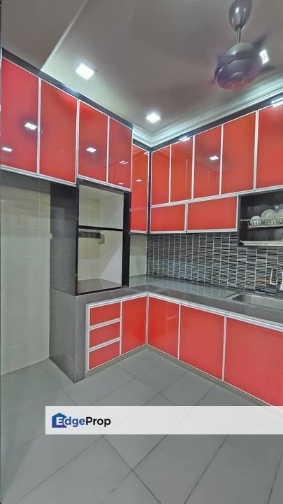 ID Design Full Renovated with Parking Move in Condition, Selangor, Selayang