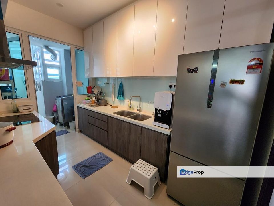 Well Kept ID Design Fully Furnished With 2 Car Park for Rental RM2,800