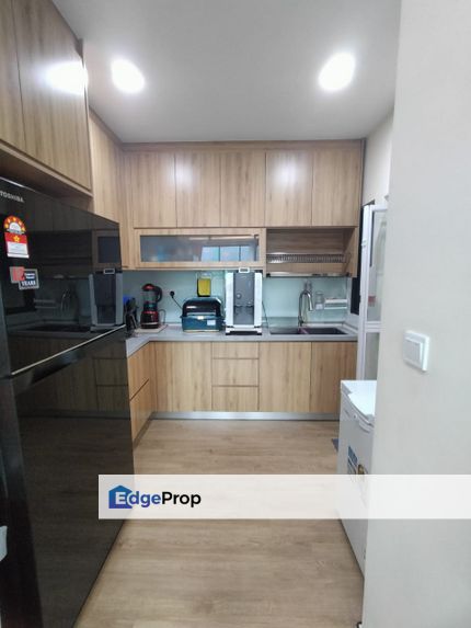 Well Kept Facing Frim Renovated  Corner Unit 1500sf, Kuala Lumpur, Kepong