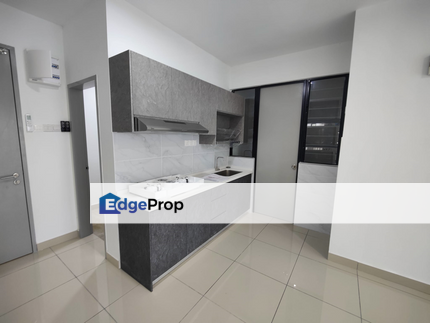 Partially Renovated With 2 Car Park Below Market 100% Loan, Kuala Lumpur, Kepong