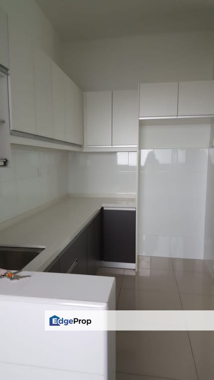 Well Kept Renovated Partially Furnished  Corner Unit, Kuala Lumpur, Kepong