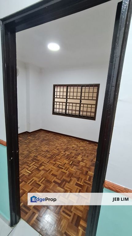 Original Unit , Lower Floor , Fast Pm!!, Johor, Masai