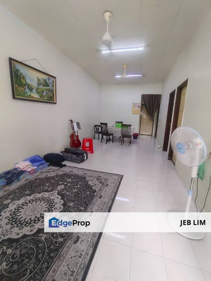 Renovated Unit , Strategic Location , Fast Pm!!, Johor, Senai