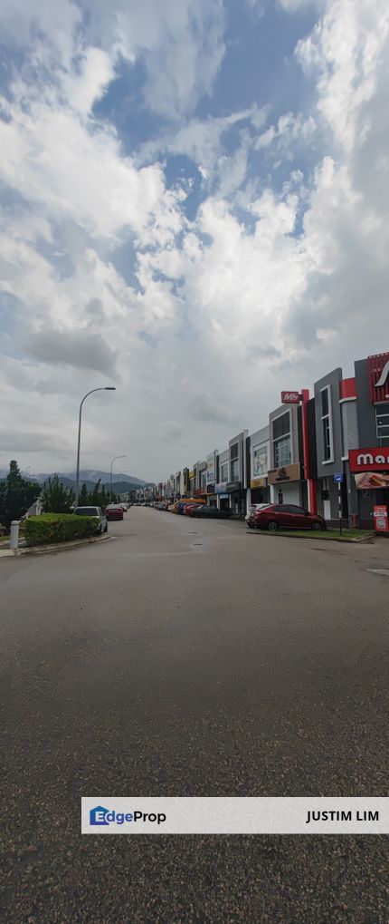 Double storey shoplot for rent at pulai makmur kangkar pulai face mainroad, Johor, Johor Bahru