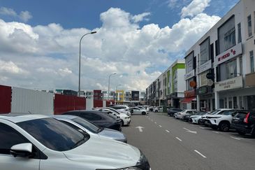 Crest @ Austin Emerald 1