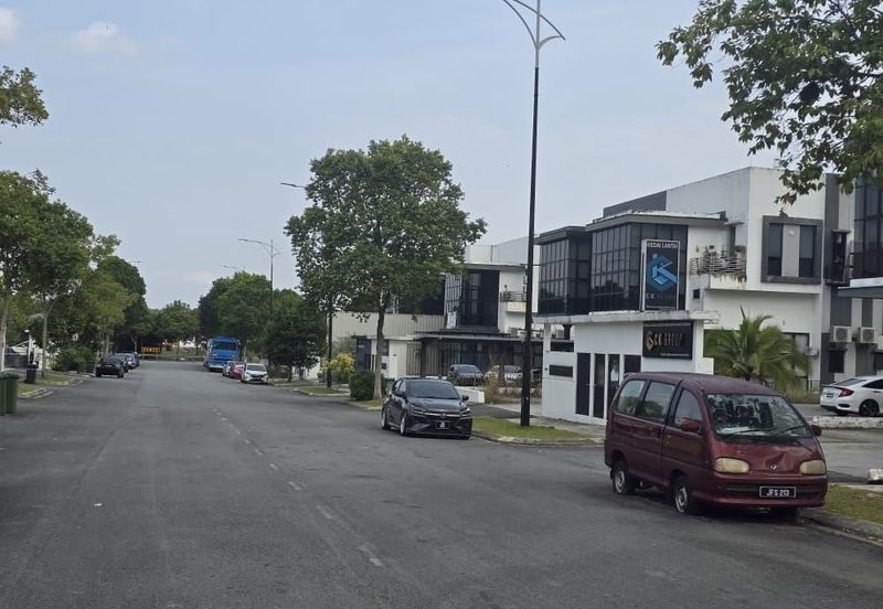 Eco Business Park 1