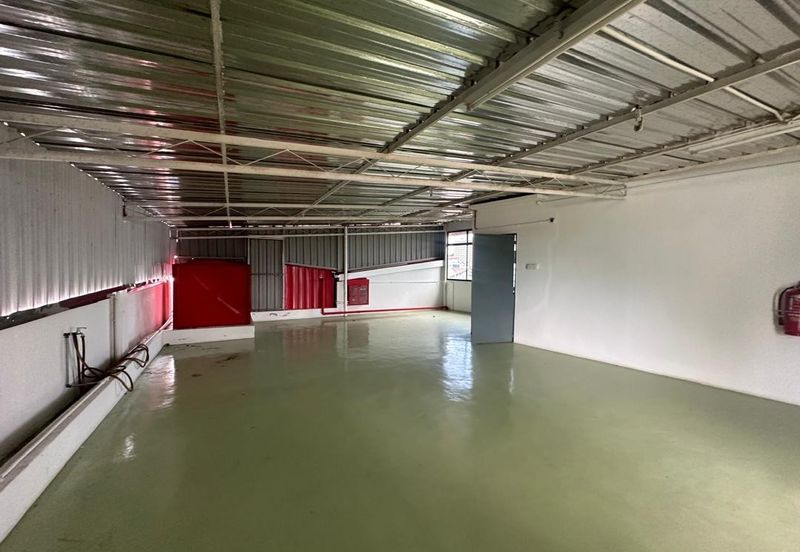 4 Storey Commercial Building For Sales Georgetown Jalan Pahang CHEAPEST PRICE EVER Good Condition 