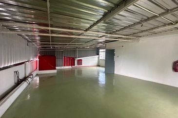 4 Storey Commercial Building For Sales Georgetown Jalan Pahang CHEAPEST PRICE EVER Good Condition 