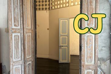 Heritage 2 Adjoined Units Sales Together Georgetown LEBUH MELAYU WELL MAINTAINED UNIT 