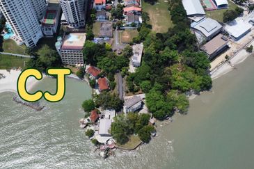 Seafront Land 2.5 ACRE with Houses and Apartment First Garde Development Tanjung Bungah Penang