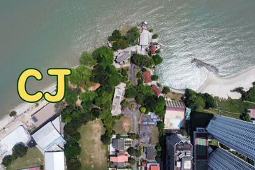 Seafront Land 2.5 ACRE with Houses and Apartment First Garde Development Tanjung Bungah Penang