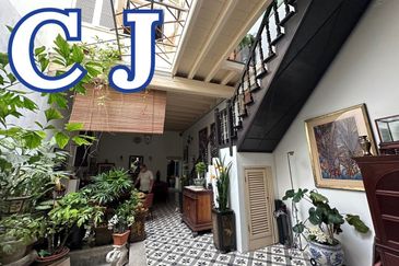 Georgetown Heritage UNESCO 2 Storey Semi-Detached House For Sale RENOVATED Carnarvon Street 