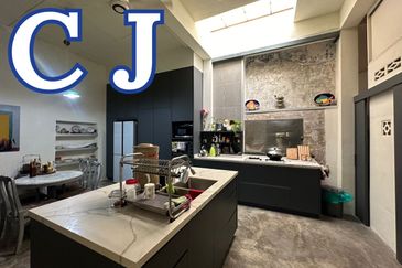 Georgetown Heritage UNESCO 2 Storey Semi-Detached House For Sale RENOVATED Carnarvon Street 