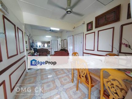 Banting Klang Bandar Sungai Emas Low Cost Apartment Corner Unit Renovated , Selangor, Banting