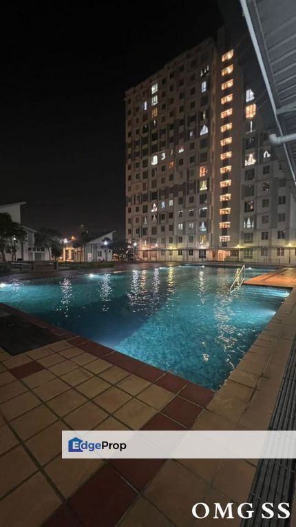 Bandar Bukit Tinggi Klang Trifolis Apartment Nice Unit , Selangor, Klang