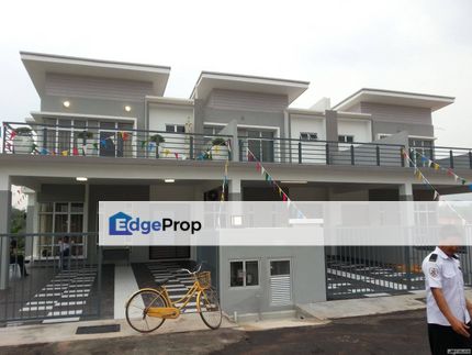 Seremban Town [BUMI LOT] 20x65 Double Storey Near Lekas Highway Monthly RM1600, Negeri Sembilan, Seremban