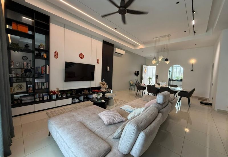 Mellowood @ Eco Majestic