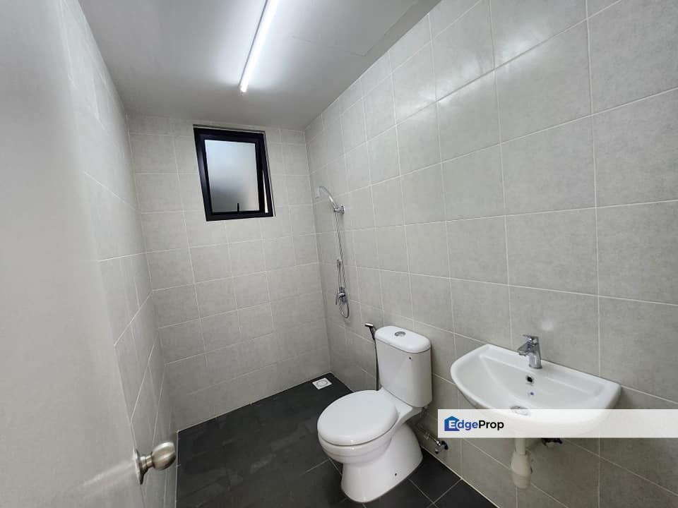 MKH Boulevard II for Sale New Unit MRT Condo Freehold , Selangor, Kajang