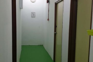 Affordable Office Space @ Putra Nilai for Rent