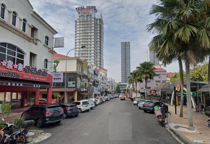 Jalan PJU 5/5, Kota Damansara