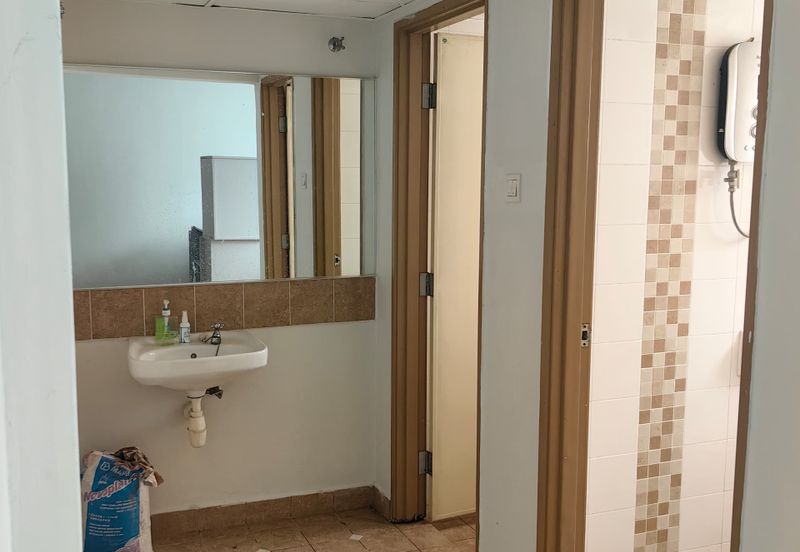 Jalan PJU 5/5, Kota Damansara