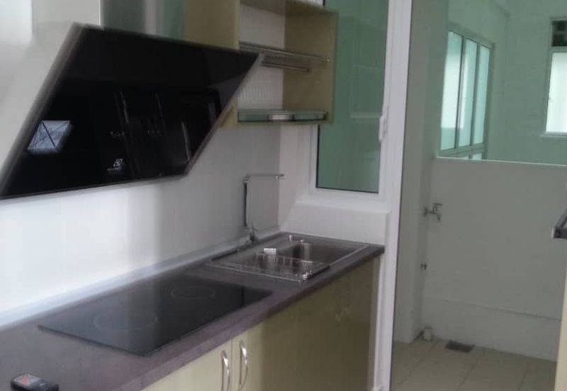 Scenaria Condominium @ North Kiara for SALE