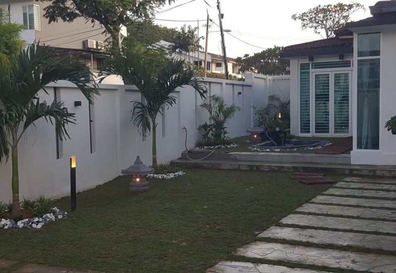 Damansara Jaya 2 Storey Corner House for Sale